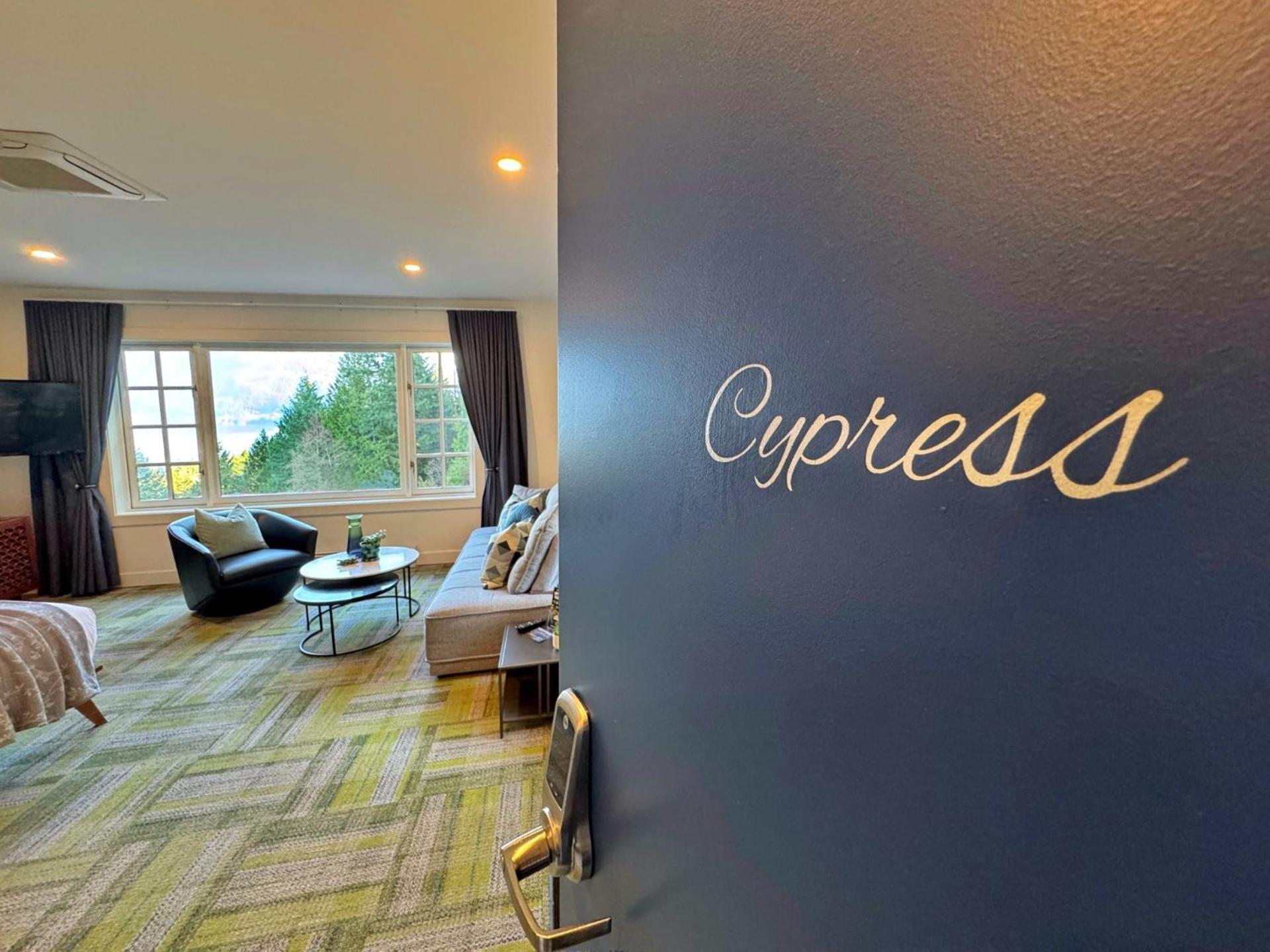 Artisan Suites On Bowen Snug Cove Экстерьер фото