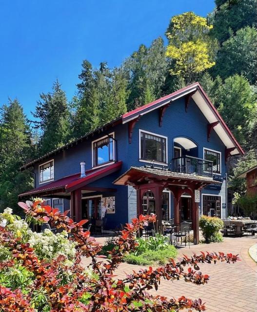 Artisan Suites On Bowen Snug Cove Экстерьер фото