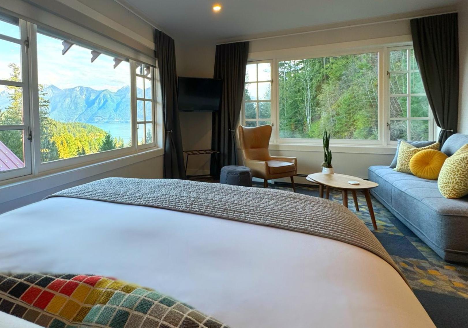 Artisan Suites On Bowen Snug Cove Экстерьер фото